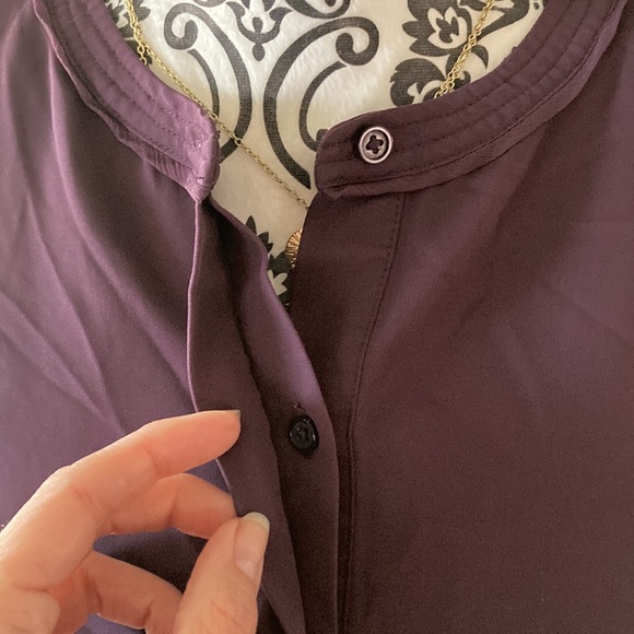 Simply Vera VeraWang | Women’s Plum Long Sleeve Bell Sleeve Blouse - Picture 3 of 8